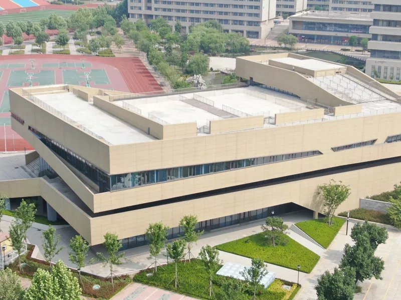 No ke aha e koho ai i hale kila kula no kāu papahana pā kula aʻe?